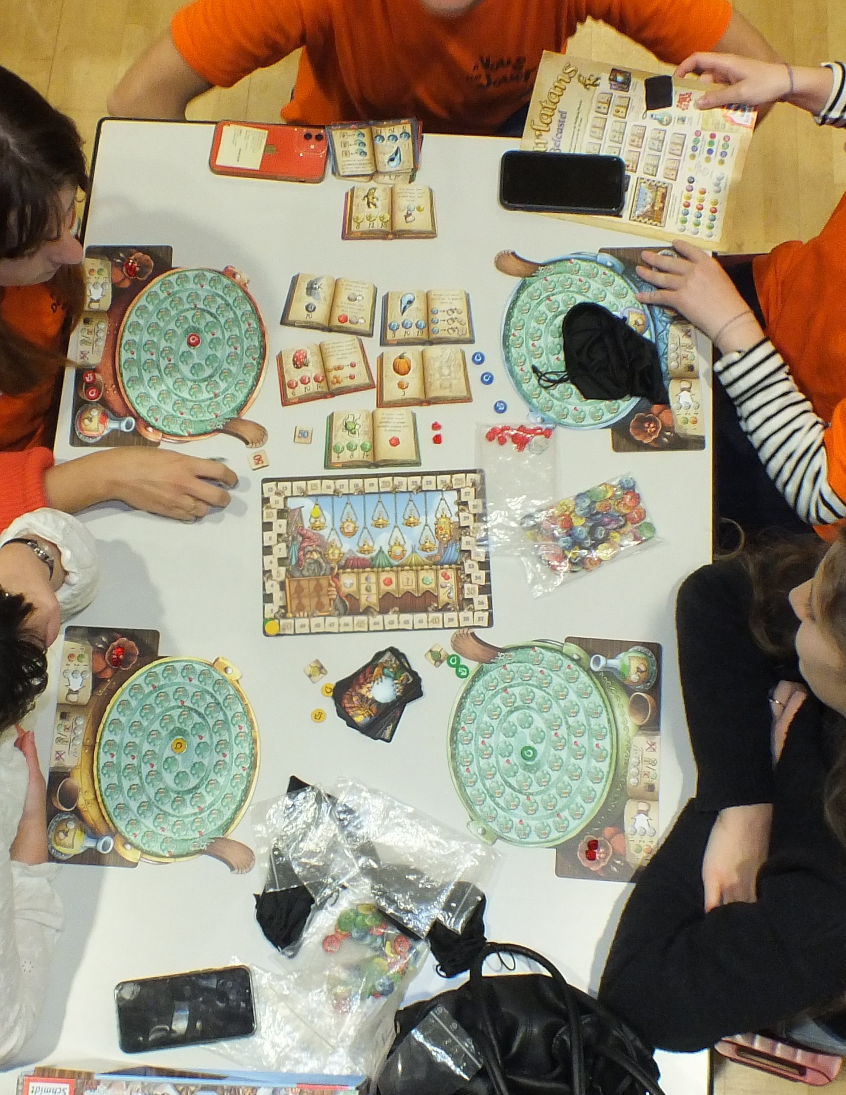 Une partie du jeu charlatans de bescaltel
